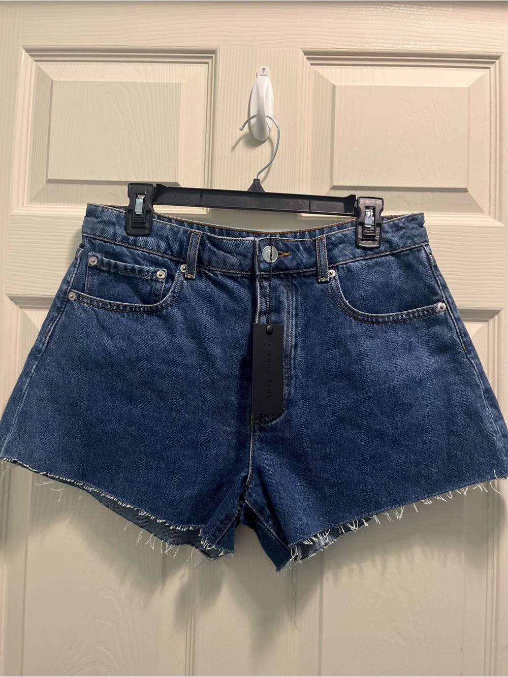 Brand new Gianni Bini Dark Blue Denim Raw-Hem Shorts